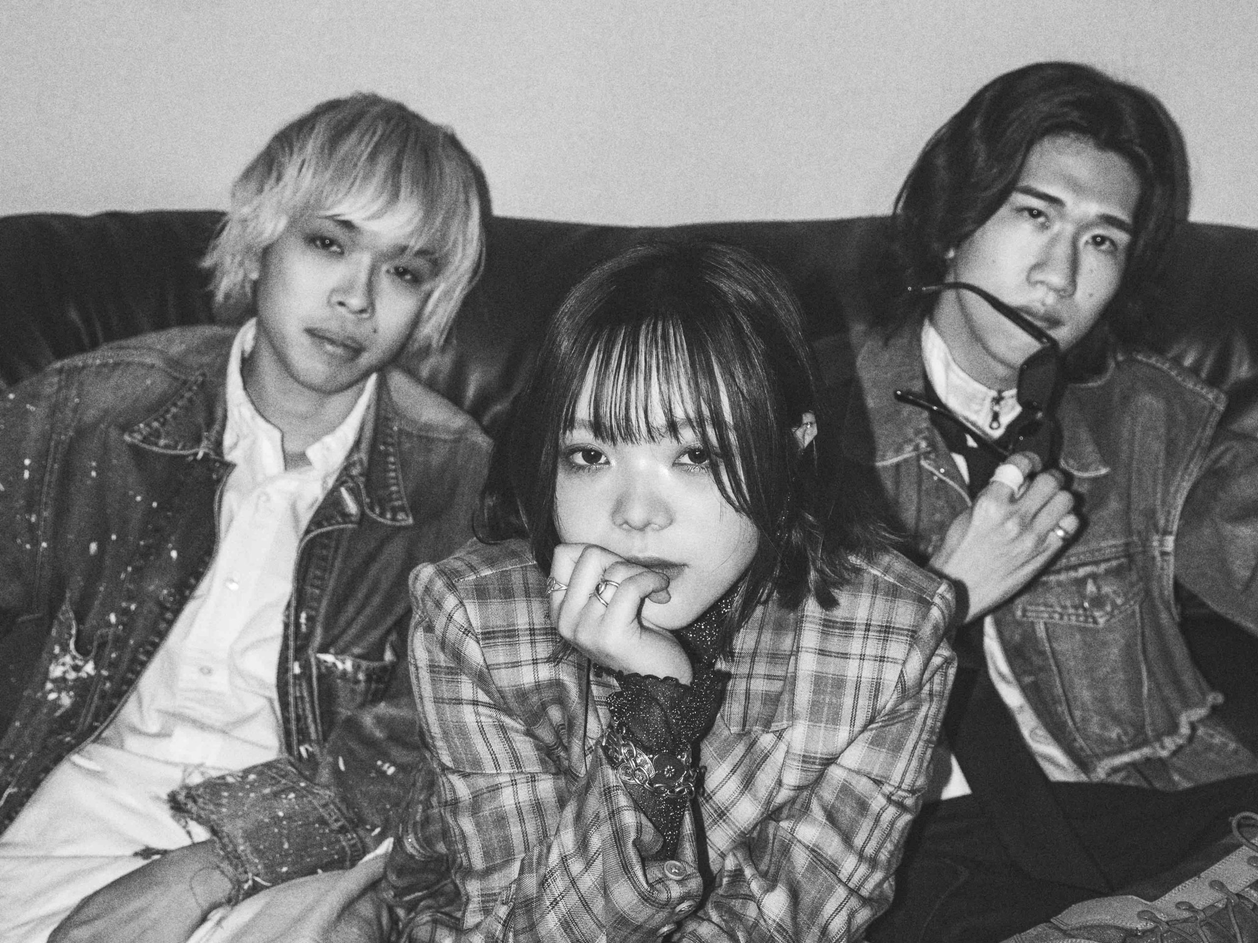 ES-TRUS  interview